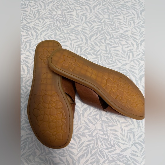 Born Raya sandals - Picture 7 of 8